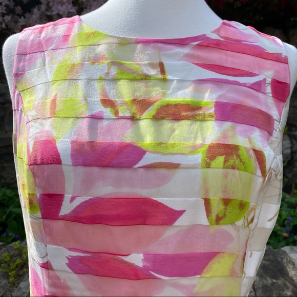 Floral Pink and Green Sleeveless Dress - Picture 13 of 14